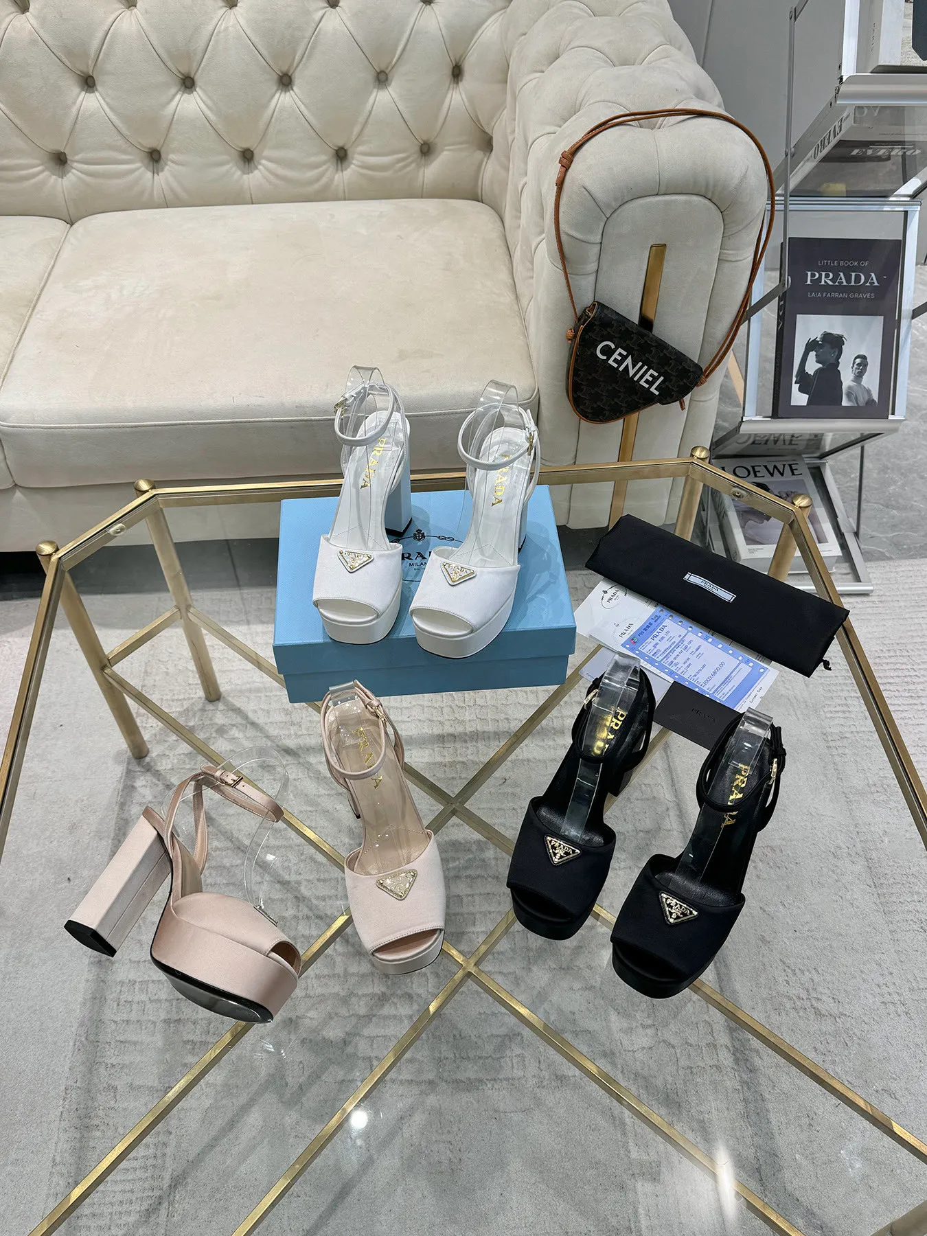 👟👟Ex-factory price 580👟👟 (imitation leather bottom-20) New arrival 👉Ready stock👈Remove the original board and make a 1:1 replica‼ ️The highest version ✅ Prada's early spring catwalk hot style 😘The latest spring style thick heel square toe water platform series (genuine leather outsole) (simulated leather sole) goddess must-have super beautiful on the feet 👉The upper is made of imported original silk, soft and textured, lining + foot pads, imported sheepskin lining, breathable and comfortable, private model water platform, heel, water platform 4M, heel height 13M Code number 35M-39M (34 40 41 42 43 is custom-made and cannot be returned or exchanged)